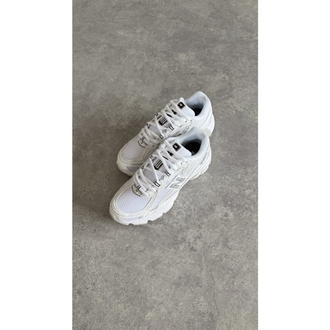 New Balance 740 “White Silver Cream”