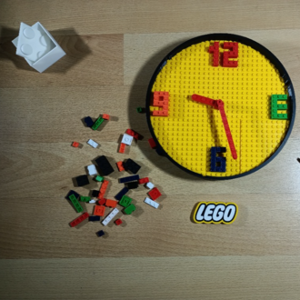 Lego Değiştirilebilir Duvar Saati