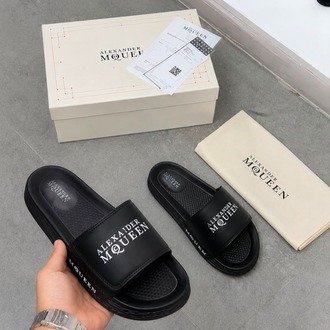 Premium Logo Baskılı Siyah Terlik – Kutulu & Sertifikalı Set