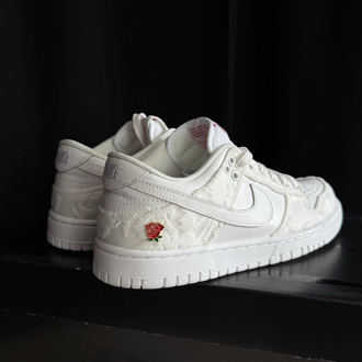 Nike Dunk Low “You Deserve Flowers” 
