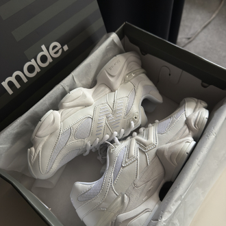 New Balance 9060 Triple White 