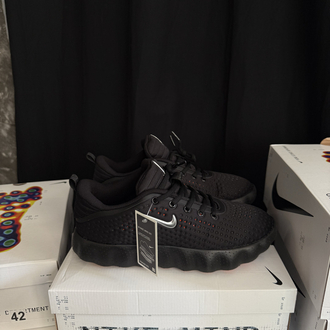 Nike Mind 002 “Black/Hyper Crimson” 