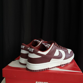 Nike Dunk Low Bordeaux 