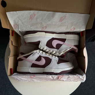 Nike Dunk Low For Valentine’s Day 2023  