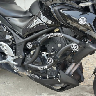 YAMAHA MT 25 ÖZEL ÜRETİM 3 TAKOZLU ÖN KORUMA DEMİRİ 