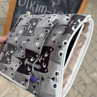 Kedi Desenli Askılı Tablet Çantası