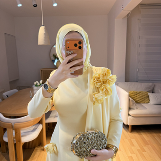 Alina Sarı Güllü Elbise