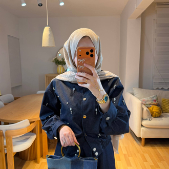 Taş Detaylı Lacivert Takım