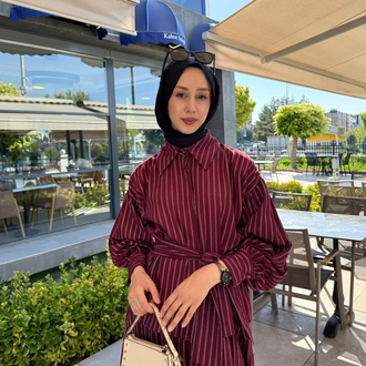 Lale Bordo Takım