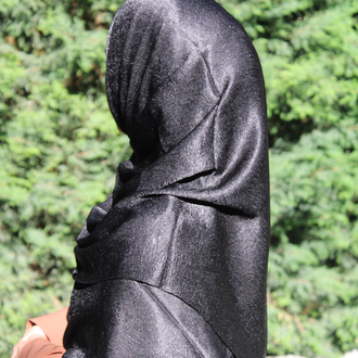 Siyah parlak şal