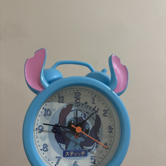 Stitch çalar saat