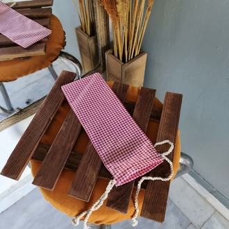 makyaj çantası ve fırça çantası