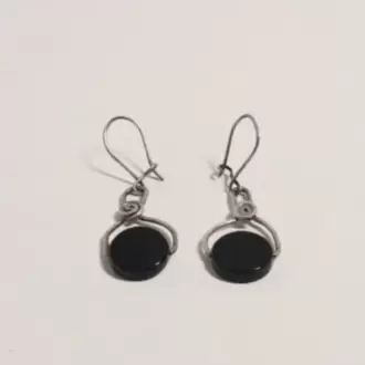Oniks Taşlı Kadın Küpe K0256