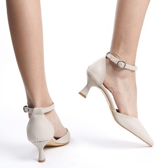 Kadın Bej Alçak Stiletto İnce Topuklu ayakkabı