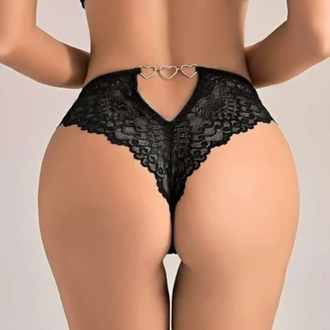 Siyah dantelli iç çamaşırı