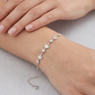 925 Ayar Gümüş Kenevir Yaprağı Figürlü Zirkon Taşlı El İşçiliği Bileklik | Acer Silver