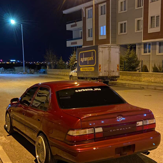 Arka cam spoiler