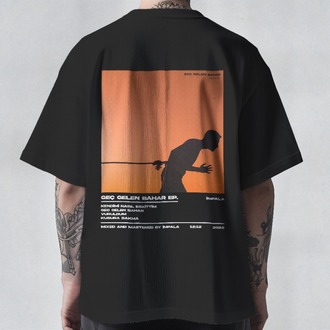 İmpala Collection | Geç Gelen Bahar - Unisex/Oversize Tişört (Siyah/Beyaz)