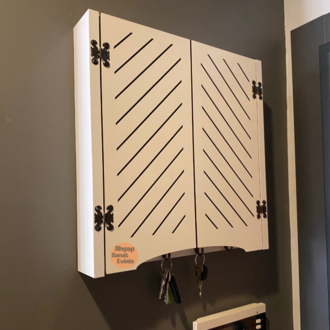 ASKILI ELEKTRİK PANO DUVAR DÜZENLEYİCİ YAN ÇİZGİLİ MODEL BEYAZ