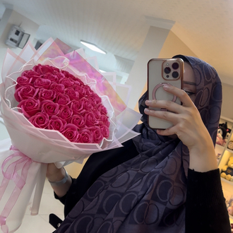 Pembe solmayan gül buketi