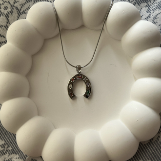 Çelik At Nalı Kolye Silver