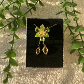 SWOROSKİ Y MODEL KOLYE