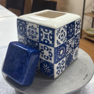 Modern Karo Desenli Kavanoz - No:50 