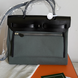 Hermès Herbag 31 Vert Mangrove / Noir