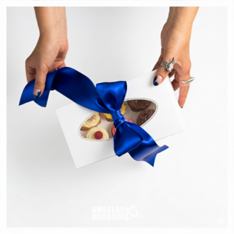İNCİ KOLEKSİYON PATISSERIE GIFT BOX - KÜÇÜK BOY BEYAZ 10 ADET ( 22X9X13 CM )