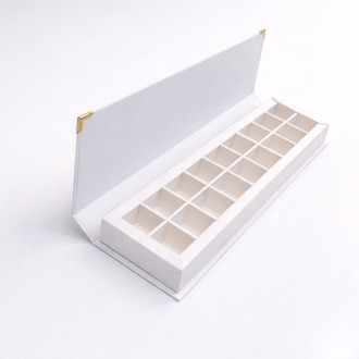 NİBOX 16 GÖZLÜ ÇİKOLATA KUTUSU (11.7x38.5x3.5 CM ) ( 10 ADET )