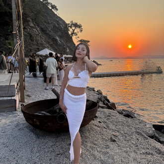 Shelora beyaz takım