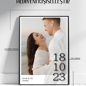 Kişiye Özel Fotoğraf Kolaj Tablo – 12 Fotoğraf & Özel Tarih ile Sevgiliye Hediye