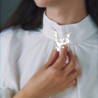 İnci tanesi - Broş I String of pearls - Brooch