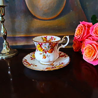 Royal Albert Lenora