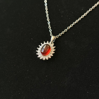 Lal/Garnet Çerçeve Kolye