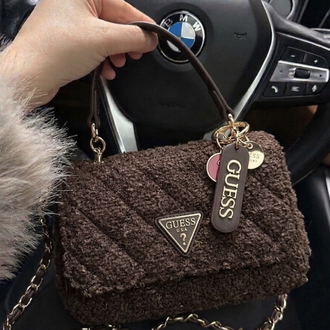 Guess brown charm çanta