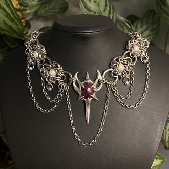 Ruby Talisman Chain İnci ve Yakut Detaylı El Örgüsü Zincir Kolye
