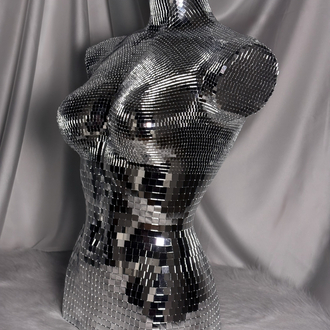 Disco Mirror Bust – Kadın Büst