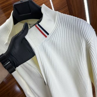 Moncler Beyaz Hırka