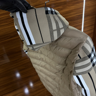 Burberry İthal Çelik Örme Mont Bej