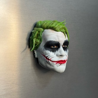 Joker Batman magnet 