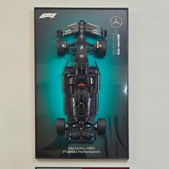 LEGO Technic Mercedes W15 F1 Lego Tablo