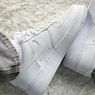 Nike Air Force 1 Low Classic Triple White