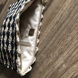 Orta boy clutch çanta