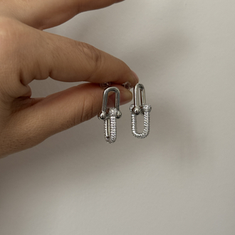 Özel seri Silver taşlı marka model küpe