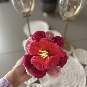     Fuchsia Bloom Lamp
