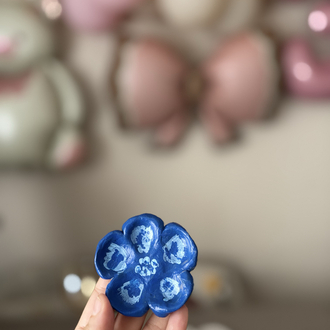 Ceramic Flower Ring Holder – Blue | El Yapımı Seramik Yüzüklük