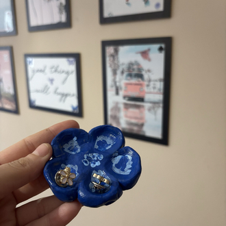 Ceramic Flower Ring Holder – Blue | El Yapımı Seramik Yüzüklük