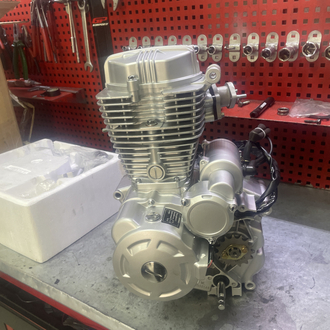 Sıfır 200 cc motor