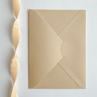 50 Adet Krem Rengi Zarf (13x18 cm)